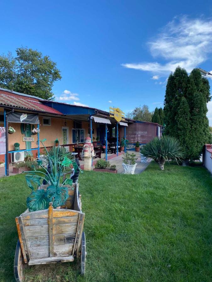 Motel Dilijans Vidin Eksteriør billede